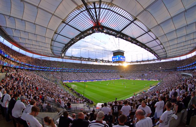 0435_04_UEFA EL 2026 & 2027 Bid Frankfurt